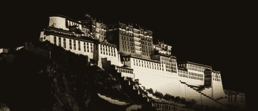 El palacio de Potala de noche, Lhasa